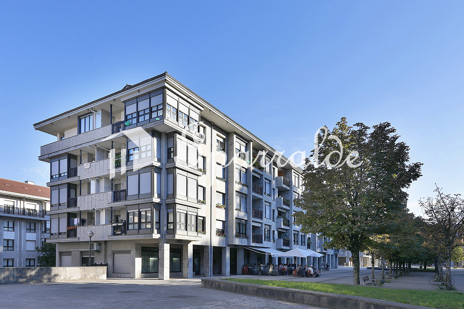 Impecable vivienda con Balcón en plaza Anzarán