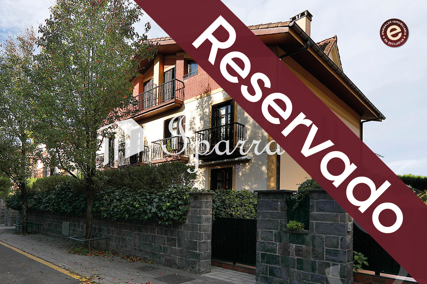 Preciosa y extraordinaria Bifamiliar  de diseño en Aranibar-Irun