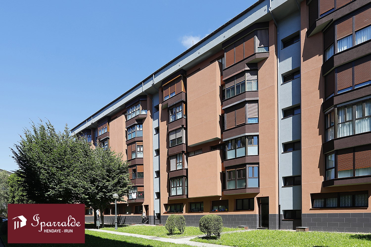 Vivienda muy luminosa de 3 habitaciones en el barrio de Ventas