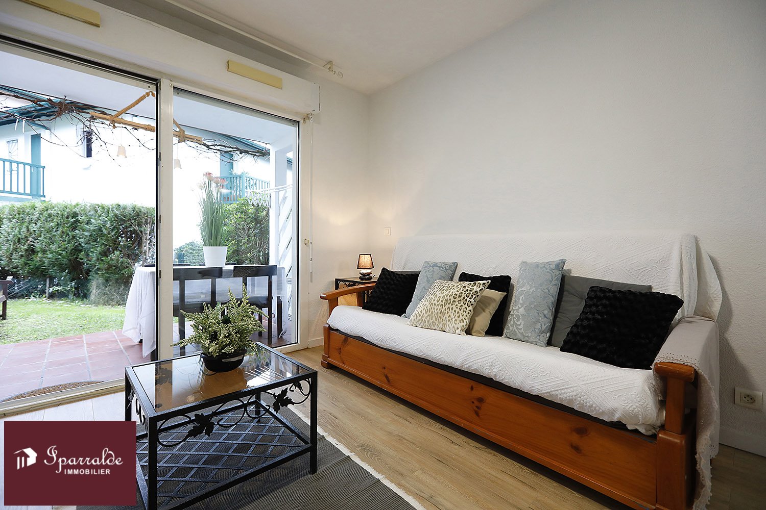 Precioso apartamento con Jardin y Parking en Urbanización con Piscina en Hendaye Plage