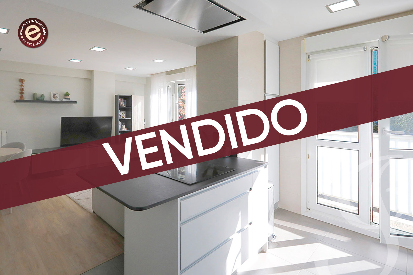 ¡VENDIDO! Vivienda reformada de 3 habitaciones en Arbes, Irún.
