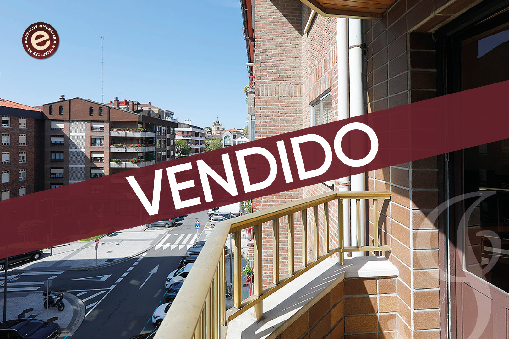 ¡VENDIDO! Gran vivienda de 4 habitaciones y 2 balcones en Dunboa